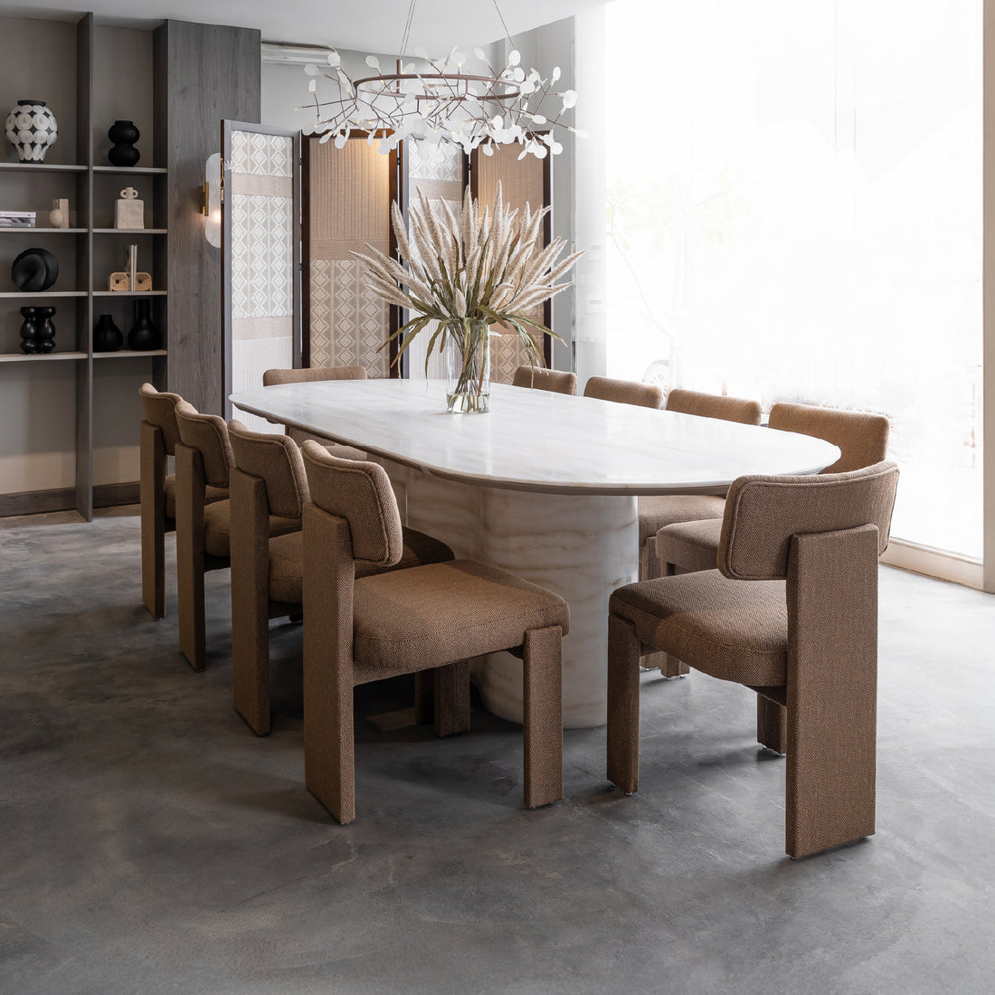 Heyad Dining Table