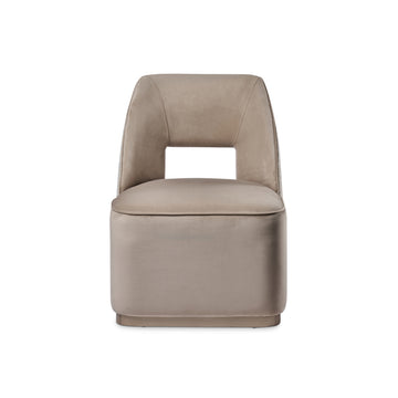 كرسي من مجموعة كومو