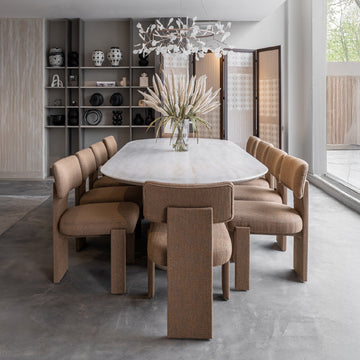 طقم طاولات الطعام