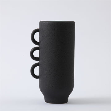 مزهرية سيراميك سوداء