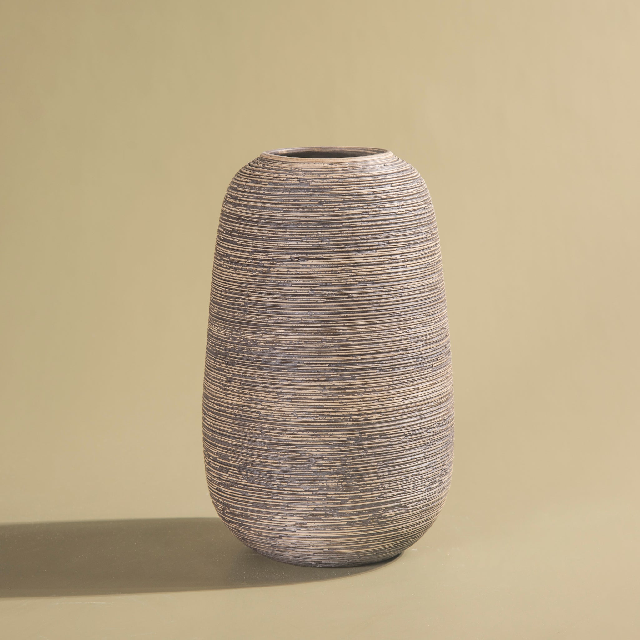 vase