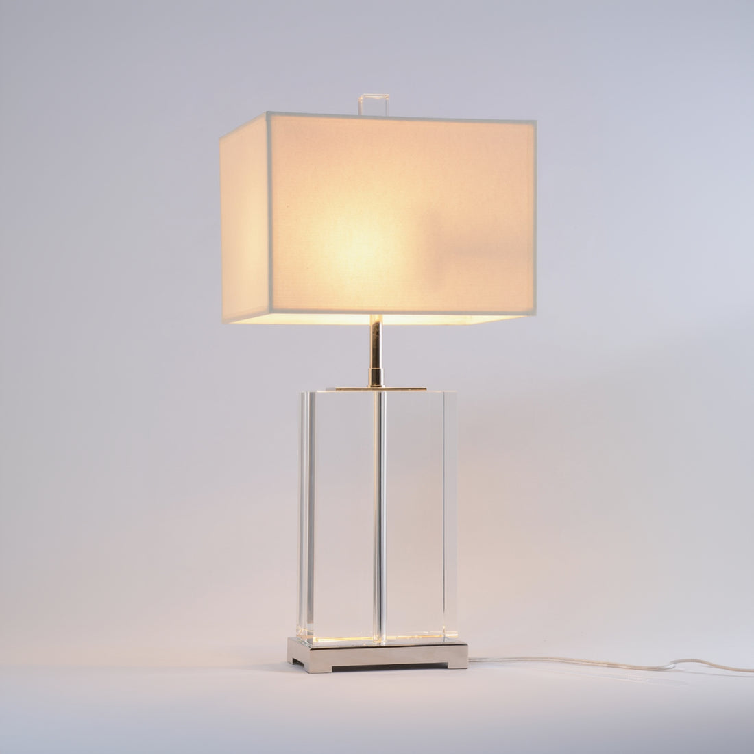 مصباح طاولة