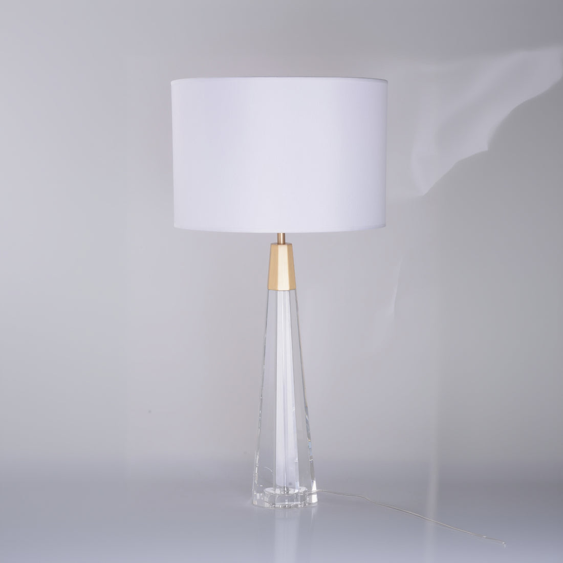 مصباح طاولة